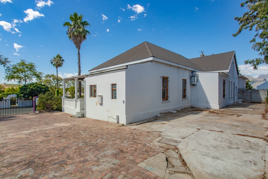4 Bedroom Property for Sale in Wellington Central Western Cape